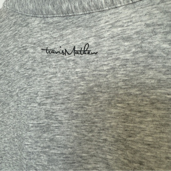 Travis Mathew Men's XL Gray Striped Golf Polo Shirt 3-Button Collared Casual - Picture 9 of 13